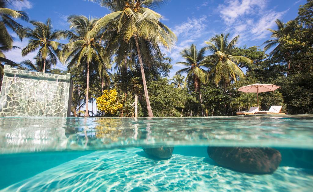 Clandestino Beach Resort Parrita Bagian luar foto