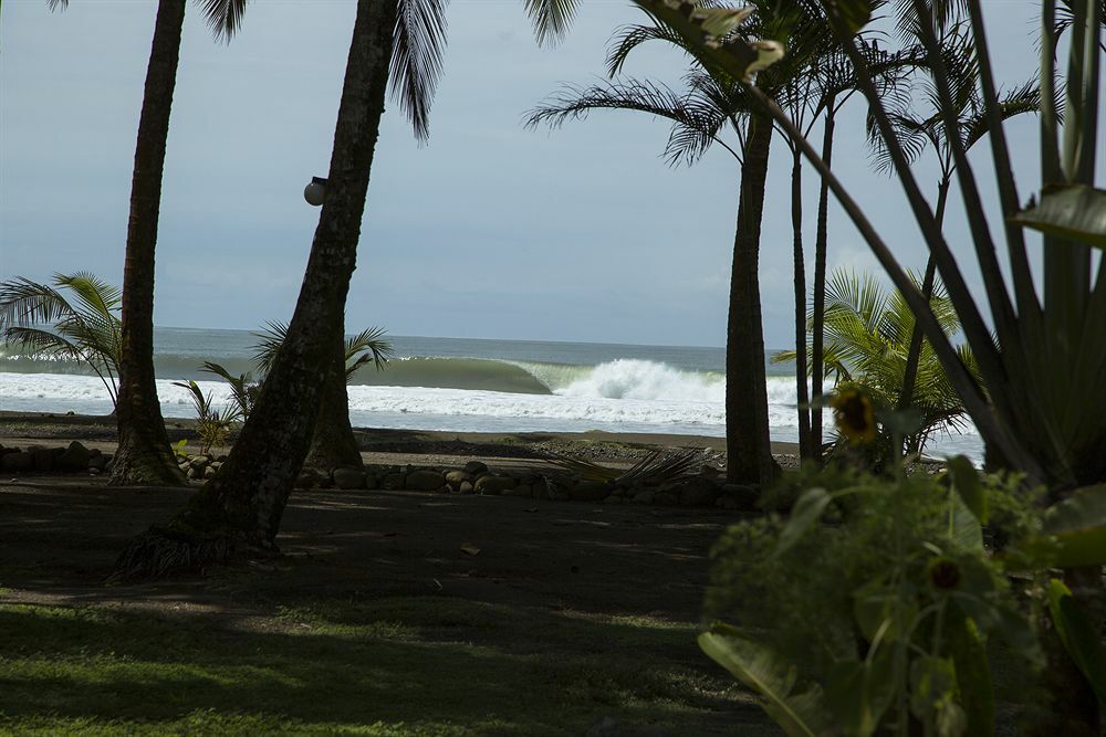 Clandestino Beach Resort Parrita Bagian luar foto